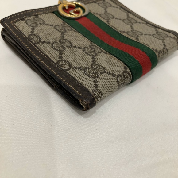 Gucci Brown GG Supreme Bifold Wallet Sku#84143 (gently used, corners tearing) - Picture 7 of 15